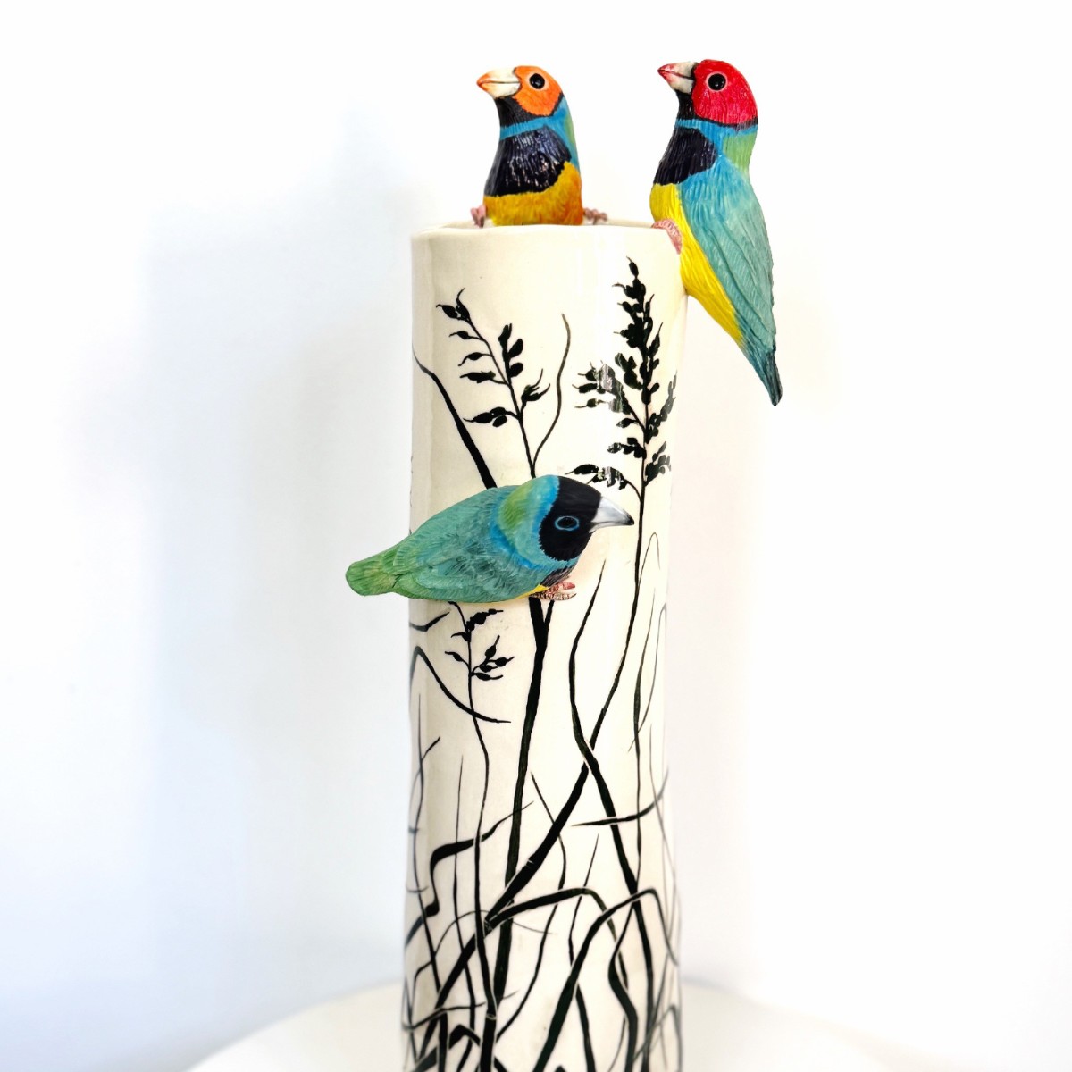 Image Nunes - Larrakia Dry Season 2025. Midfire ceramic vessel 45x20x20cm